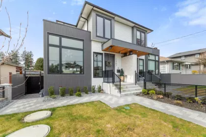 1707 Blaine Avenue, Burnaby, BC, Burnaby — Half Duplex for sale