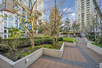 Hot Tub / Spa Photo of 1707 1295 Richards Street, Vancouver, BC
