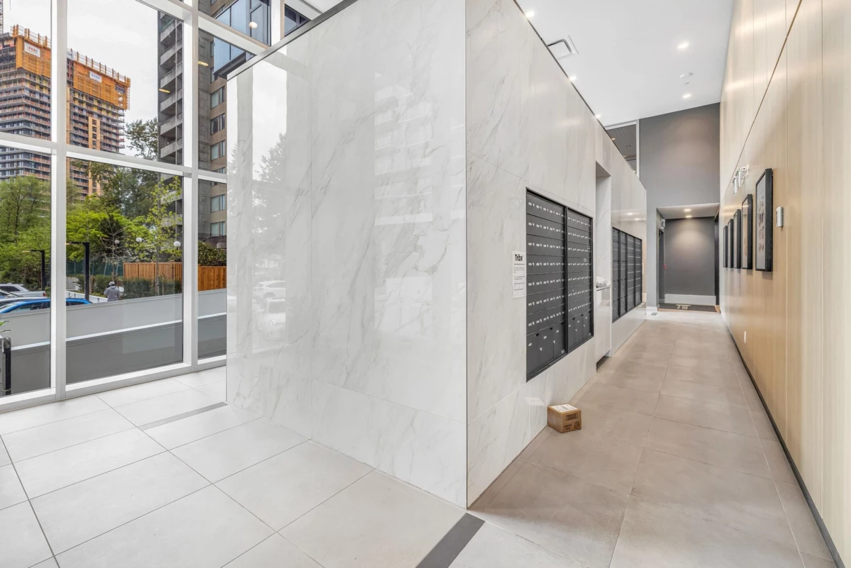 Living Room Photo of 902 10448 University Drive, Surrey, BC