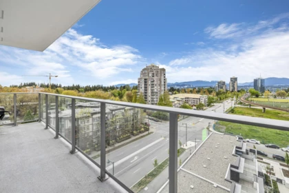 Entry Foyer Photo of 902 10448 University Drive, Surrey, BC