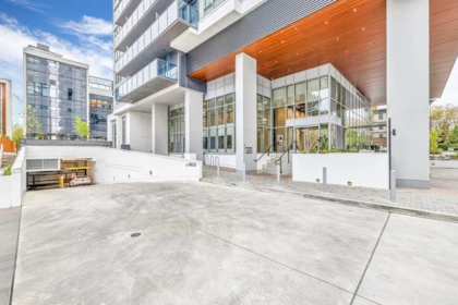 902 10448 University Drive, Surrey, BC, Surrey — Apartment/Condo for sale
