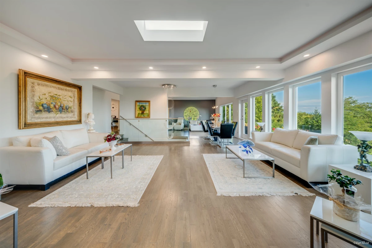 Dining Area Photo of 1135 Groveland Court, West Vancouver, BC