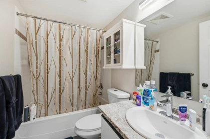 Primary Bathroom Photo of 209 19721 64 Avenue, Langley, BC