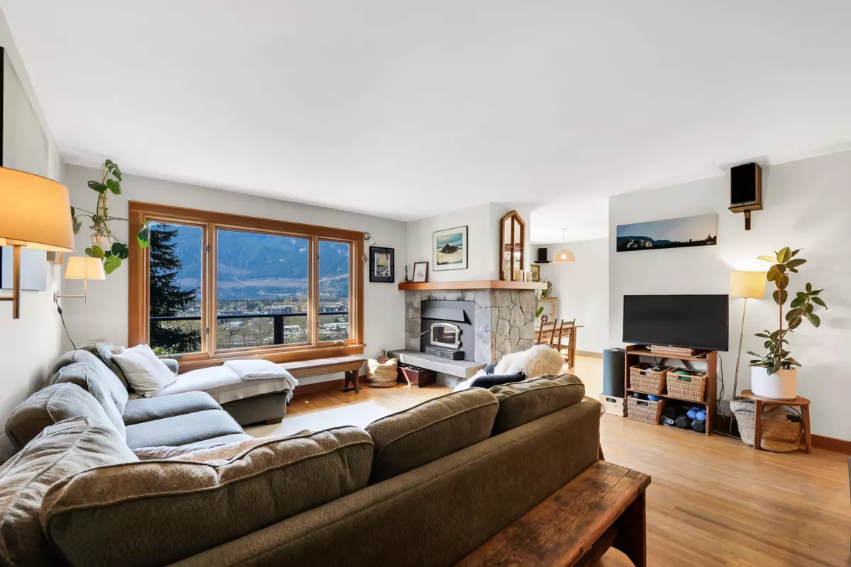 Family Room Photo of 38263 View Place, Squamish, BC