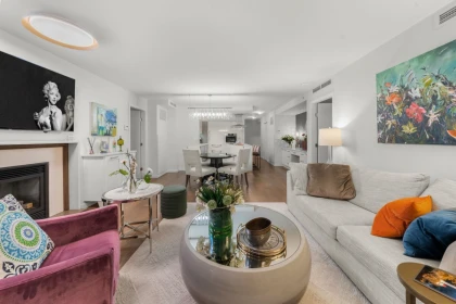 Pantry Photo of 903 8 Smithe Mews, Vancouver, BC