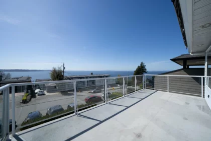 Breakfast Nook Photo of 15173 Royal Avenue, White Rock, BC