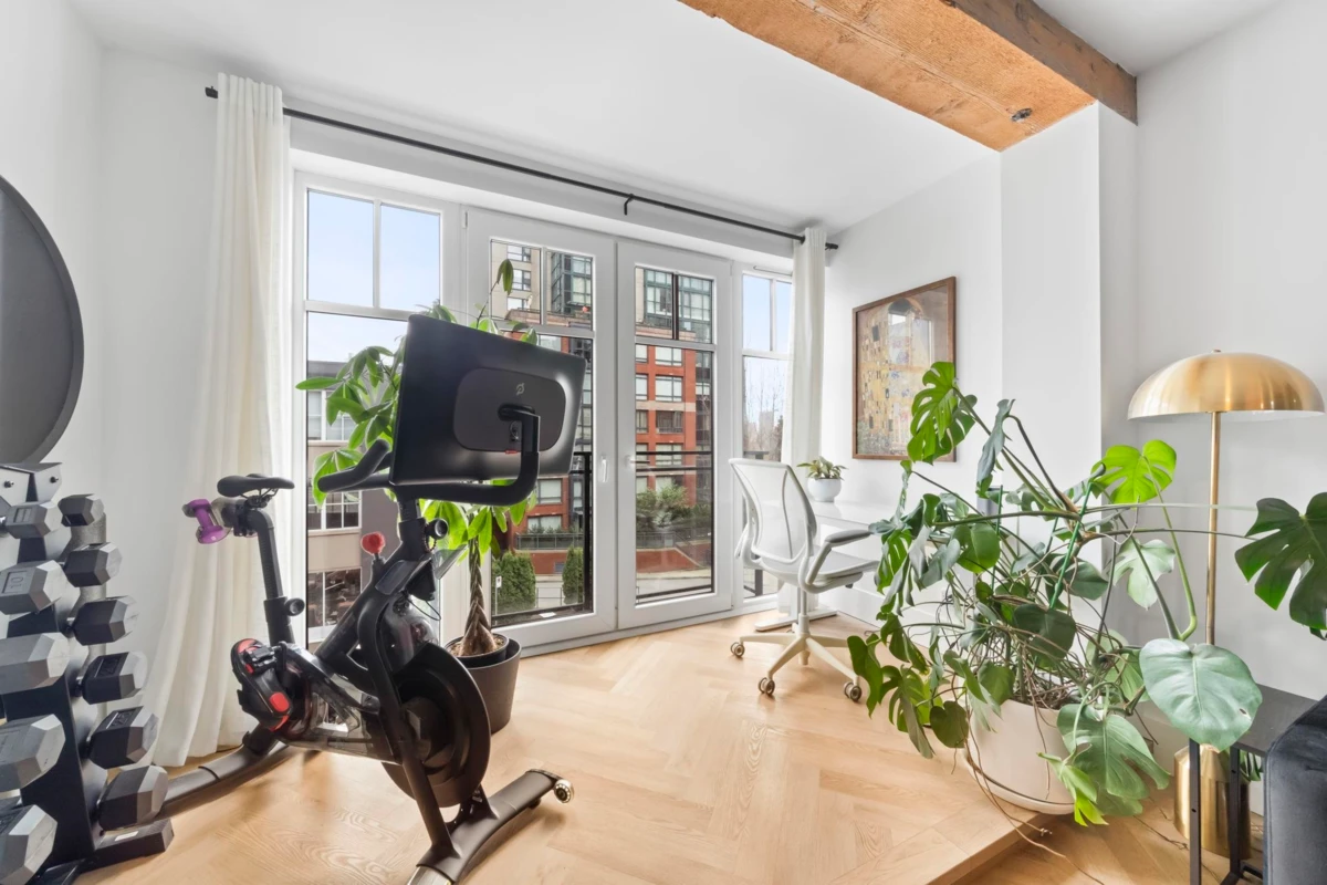 Living Room Photo of 202 1275 Hamilton Street, Vancouver, BC