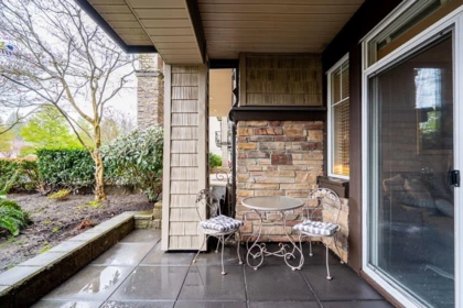 Front Yard Photo of 114 12258 224 Street, Maple Ridge, BC
