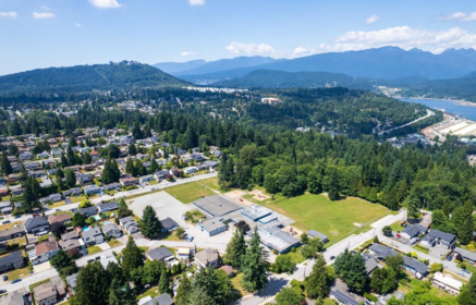 945 Lillian Street, Coquitlam, BC, Coquitlam — Single Family Residence for sale