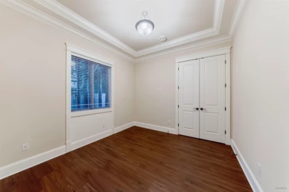 Hallway Photo of 5491 Cathay Road, Richmond, BC