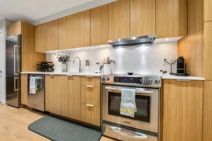 1 3728 Thurston Street, Burnaby, BC, Burnaby — Townhouse for sale