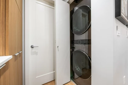 Guest Bathroom Photo of 1 3728 Thurston Street, Burnaby, BC