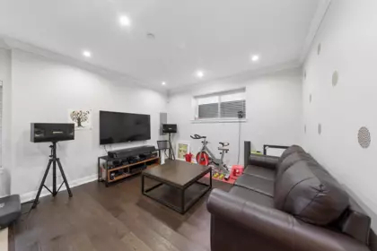 Hot Tub / Spa Photo of 2911 W 35th Avenue, Vancouver, BC