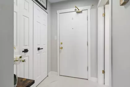 Primary Bathroom Photo of 107 11963 223 Street, Maple Ridge, BC