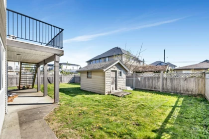 Front Yard Photo of 2690 Victoria Street, Abbotsford, BC