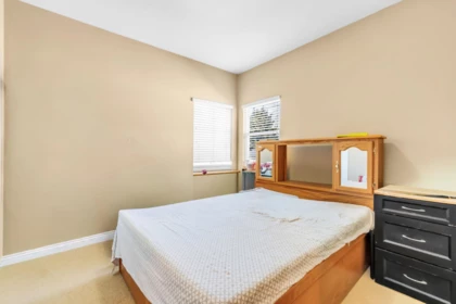 Powder Room Photo of 2690 Victoria Street, Abbotsford, BC