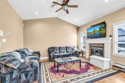 Primary Bedroom Photo of 2690 Victoria Street, Abbotsford, BC