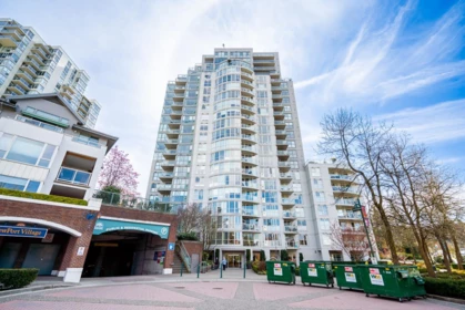 Outdoor Kitchen Photo of 1102 200 Newport Drive, Port Moody, BC