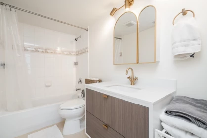 Powder Room Photo of 1102 200 Newport Drive, Port Moody, BC
