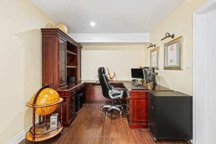 Hallway Photo of 8891 164 Street, Surrey, BC