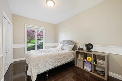 Powder Room Photo of 8891 164 Street, Surrey, BC