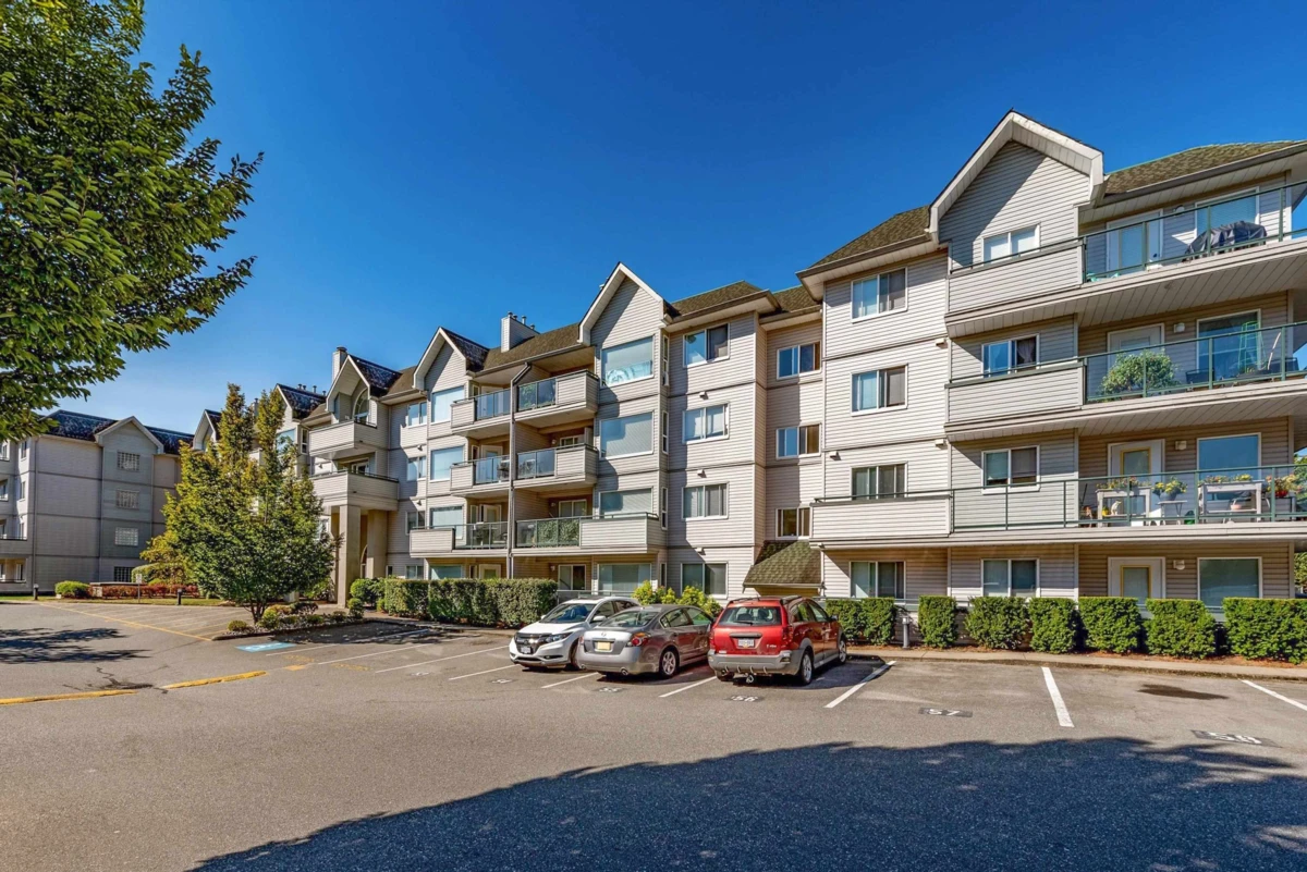 Exterior Rear Photo of 306 33708 King Road, Abbotsford, BC