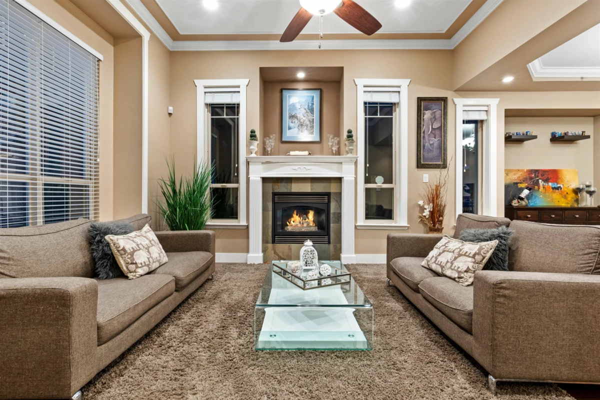 Dining Area Photo of 8741 163a Street, Surrey, BC