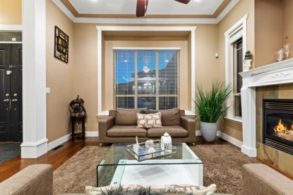 Kitchen Photo of 8741 163a Street, Surrey, BC