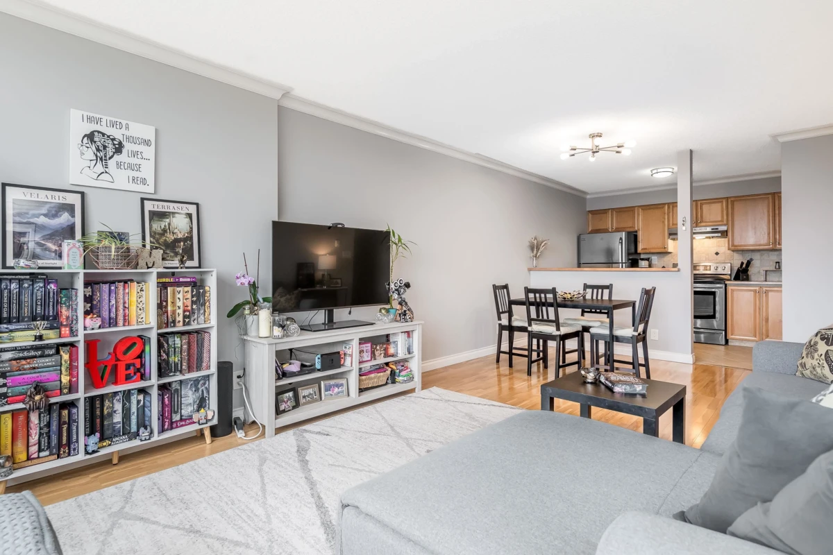 Dining Area Photo of 1005 11910 80 Avenue, Delta, BC
