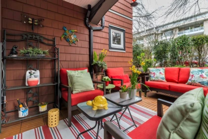 Outdoor Deck Photo of 102 736 W 14th Avenue, Vancouver, BC