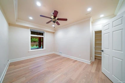 Hot Tub / Spa Photo of 17007 28 Avenue, Surrey, BC