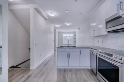 5063 Earles Street, Vancouver, BC, Vancouver — Townhouse for sale