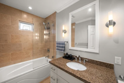 Hot Tub / Spa Photo of 5976 Southpark Grove, Surrey, BC