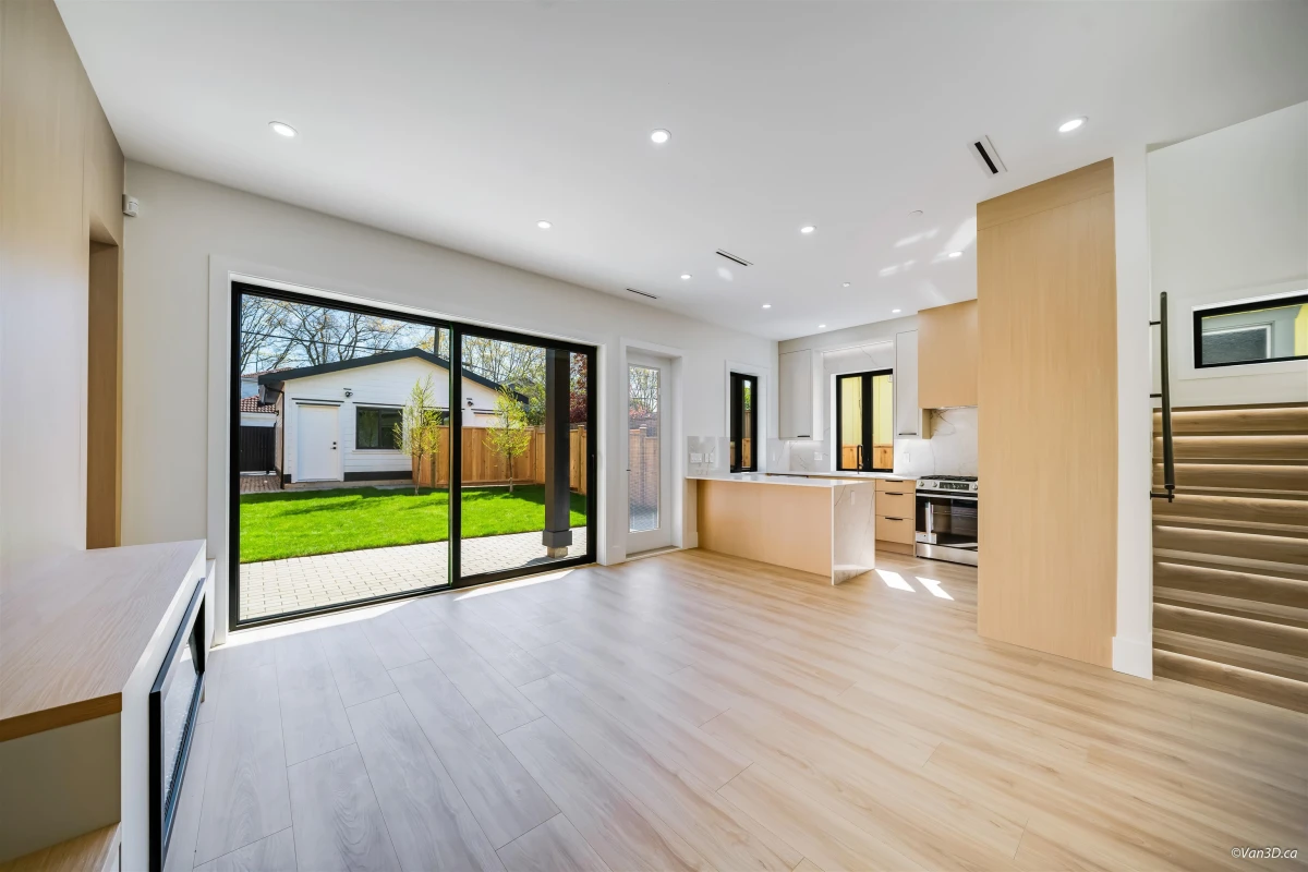 Exterior Rear Photo of 2 2636 Mcgill Street, Vancouver, BC