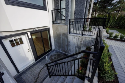 Aerial View of 254 E 18th Street, North Vancouver, BC