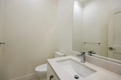 Office / Den Photo of 254 E 18th Street, North Vancouver, BC