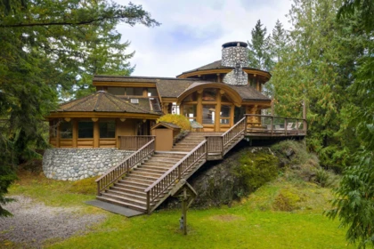 675 Cates Lane, Bowen Island, BC, Bowen Island — Single Family Residence for sale