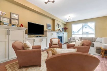 Kitchen Island Photo of 38 2738 158 Street, Surrey, BC