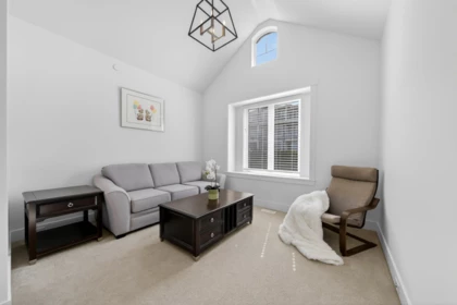 Entry Foyer Photo of 13 24455 61 Avenue, Langley, BC