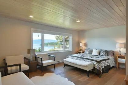 Entry Foyer Photo of 4276 Orca Road, Pender Harbour, BC