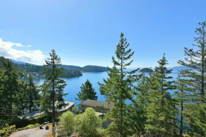4276 Orca Road, Pender Harbour, BC, Pender Harbour — Single Family Residence for sale