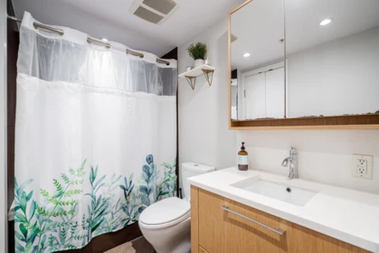 Hallway Photo of 409 1680 W 4th Avenue, Vancouver, BC