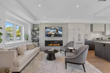 4 1860 Moore Avenue, Burnaby, BC, Burnaby — Half Duplex for sale