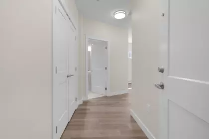 Guest Bathroom Photo of 413 11077 Ravine Road, Surrey, BC