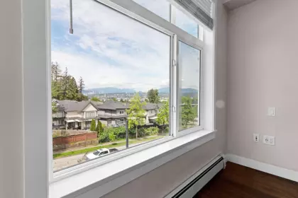 Powder Room Photo of 413 11077 Ravine Road, Surrey, BC