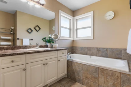 Basement Recreation Room Photo of 6556 Lavender Place, Chilliwack, BC