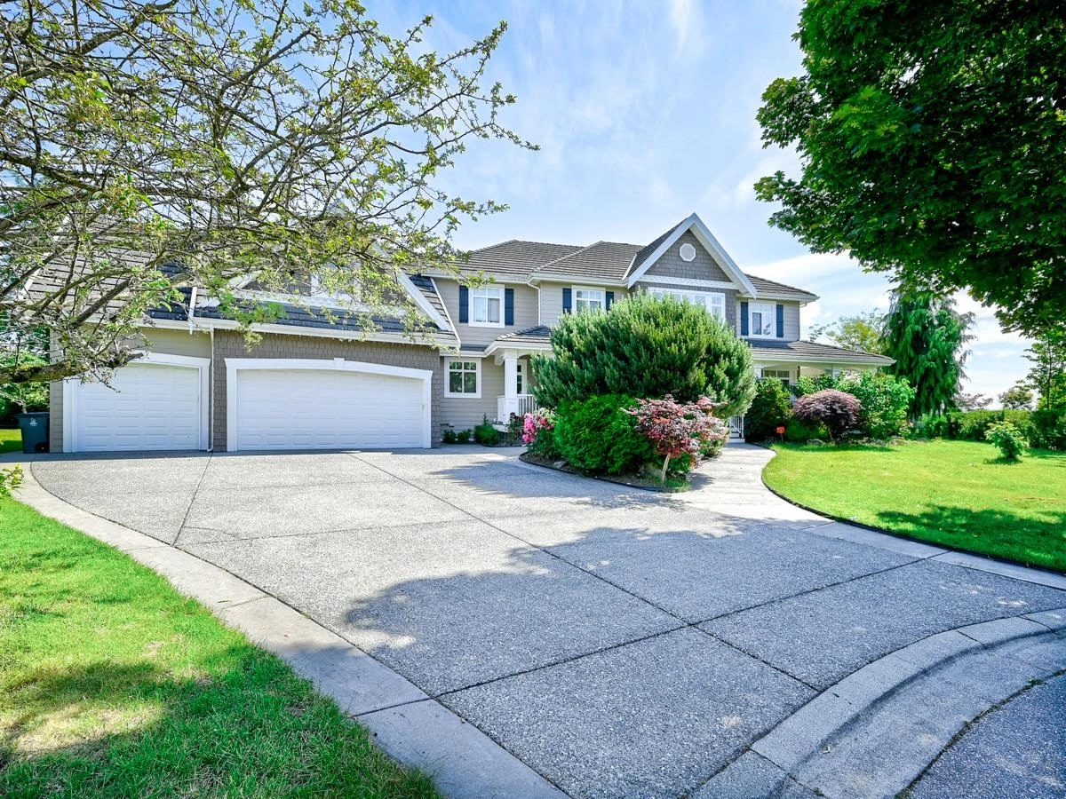 Living Room Photo of 3652 164a Street, Surrey, BC