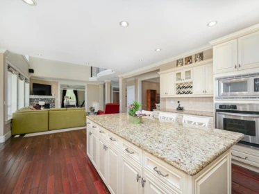 Entry Foyer Photo of 3652 164a Street, Surrey, BC