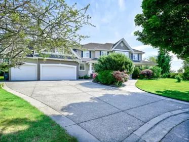 3652 164a Street, Surrey, BC, Surrey — Single Family Residence for sale