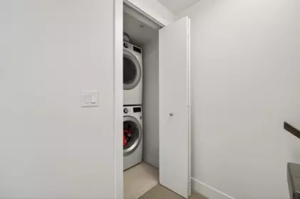 Guest Bathroom Photo of 7601 Yukon Street, Vancouver, BC